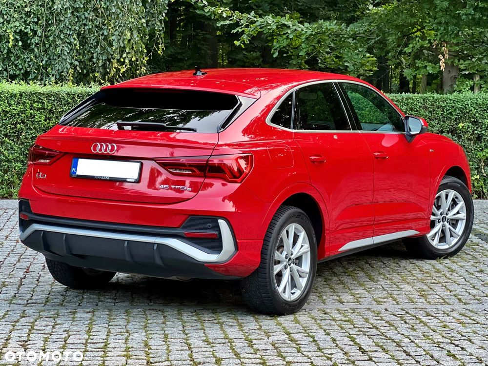 Audi Q3 Sportback - 6