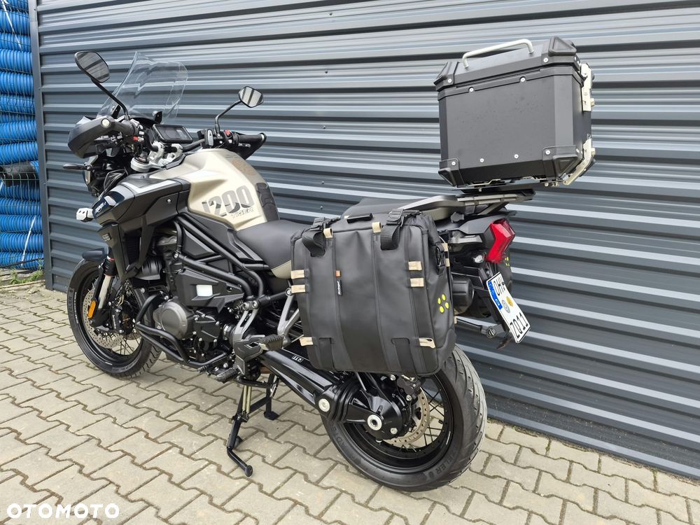 Triumph Tiger - 6