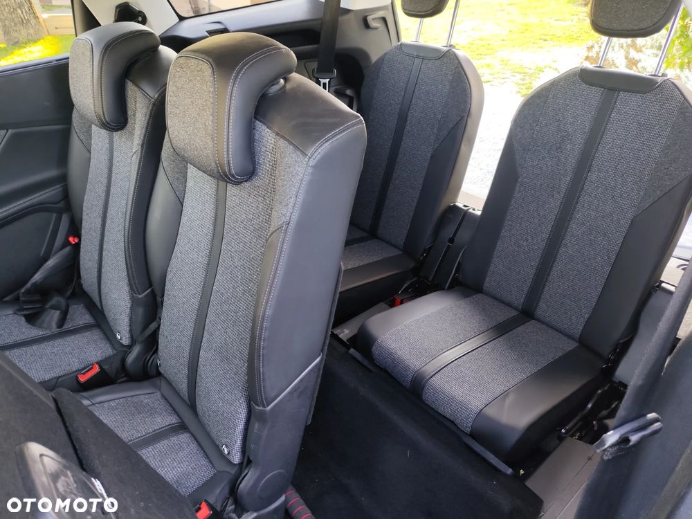 Peugeot 5008 1.6 BlueHDI Allure S&S EAT6 - 35