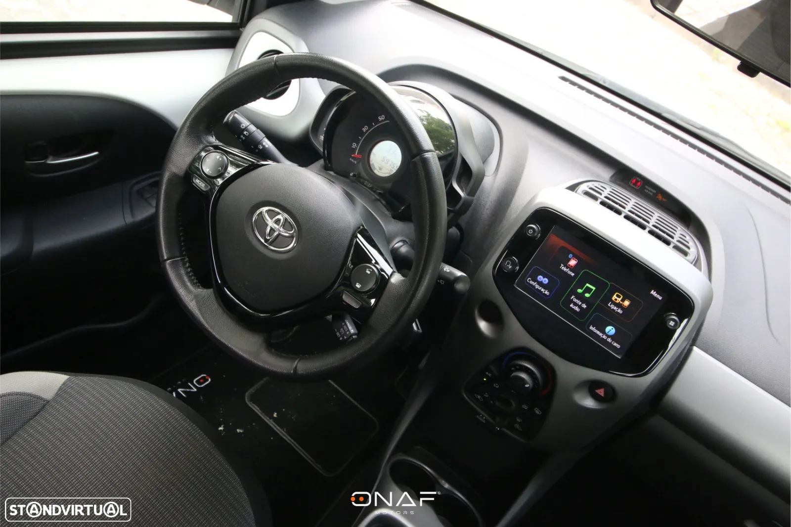Toyota Aygo 1.0 X-Play - 15