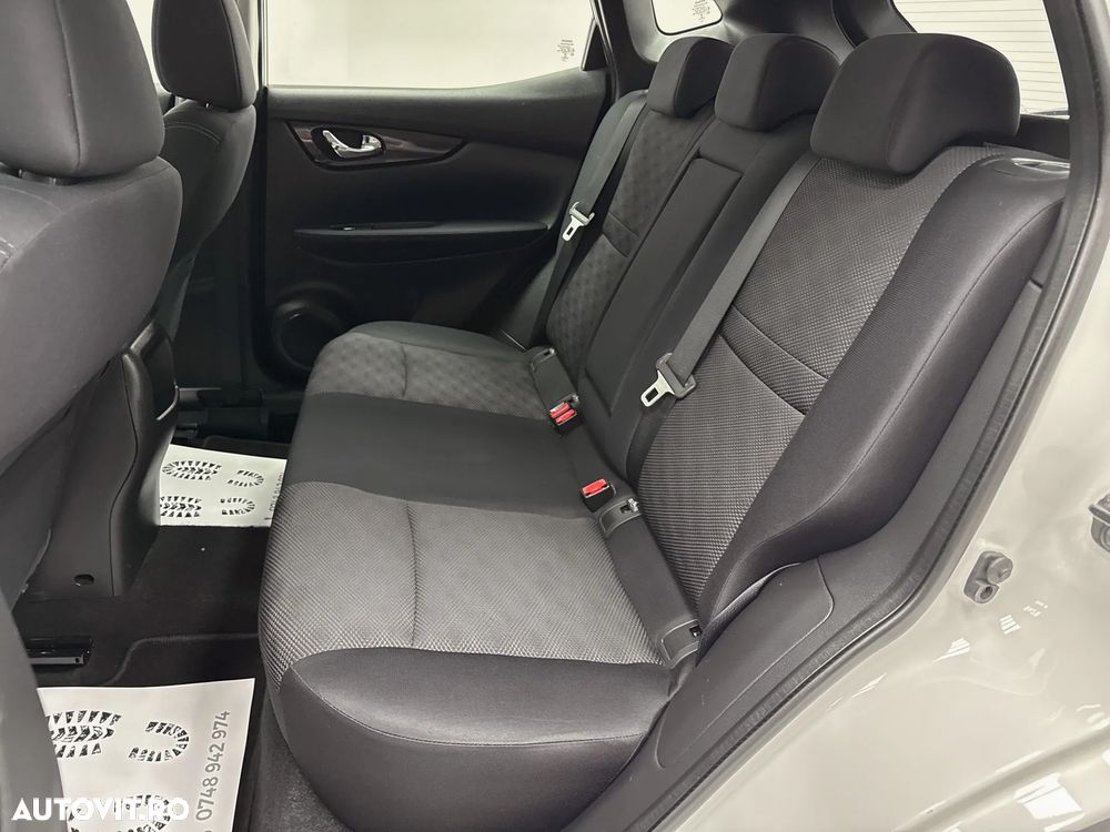 Nissan Qashqai 1.6 DCI Start/Stop N-Connecta - 20