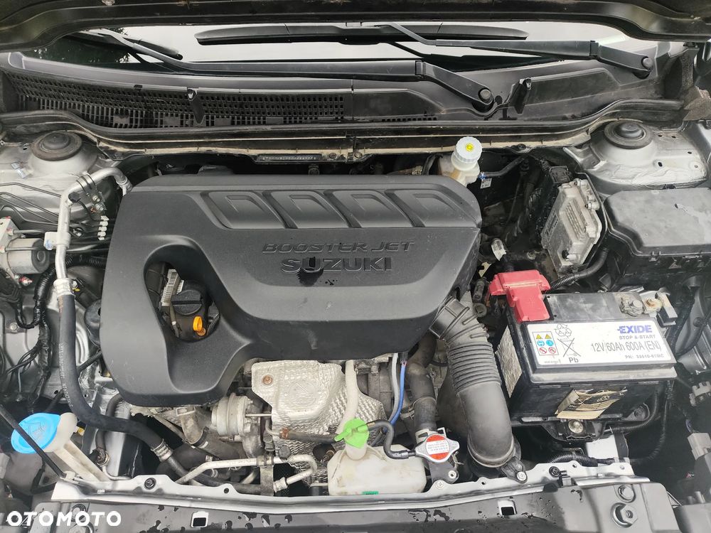 Suzuki SX4 S-Cross 1.4 T Premium 4WD - 25