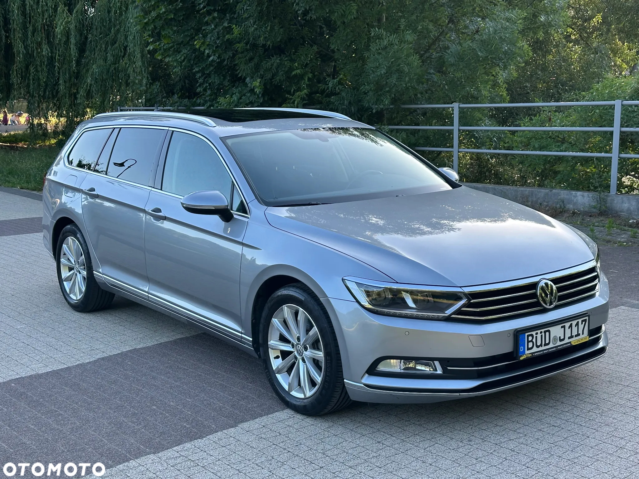Volkswagen Passat 1.5 TSI EVO Highline - 2
