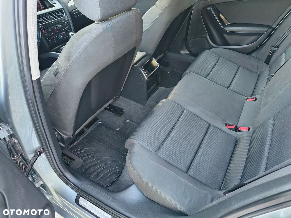 Audi A4 Avant 2.0 TDI DPF Attraction - 24