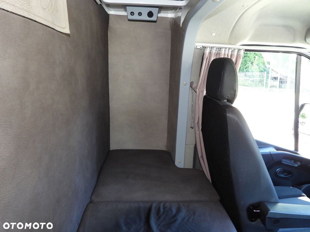 Renault MASTER  PLANDEKA 10 PALET WEBASTO TEMPOMAT LEDY PNEUMATYKA KLIMATYZACJA  165KM - 38