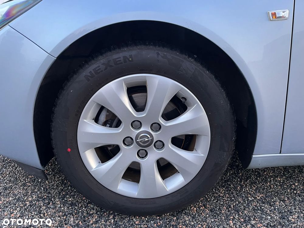 Opel Insignia 2.0 CDTI Automatik - 32