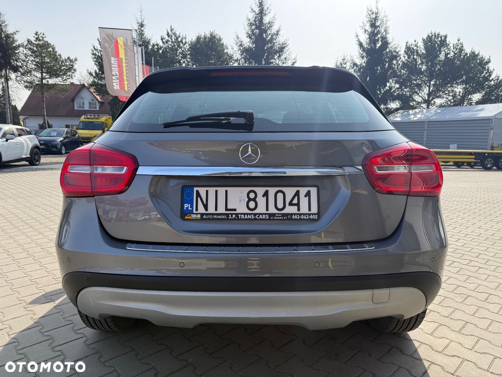 Mercedes-Benz GLA - 5
