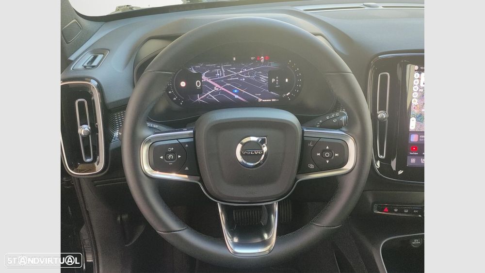 Volvo XC 40 2.0 B3 Core - 11