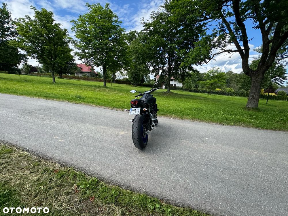 Yamaha MT - 9