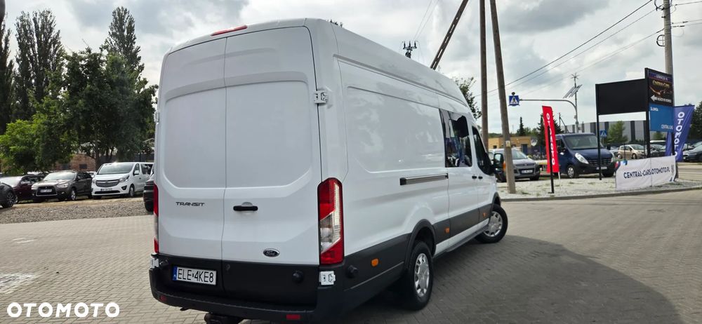 Ford Transit - 13
