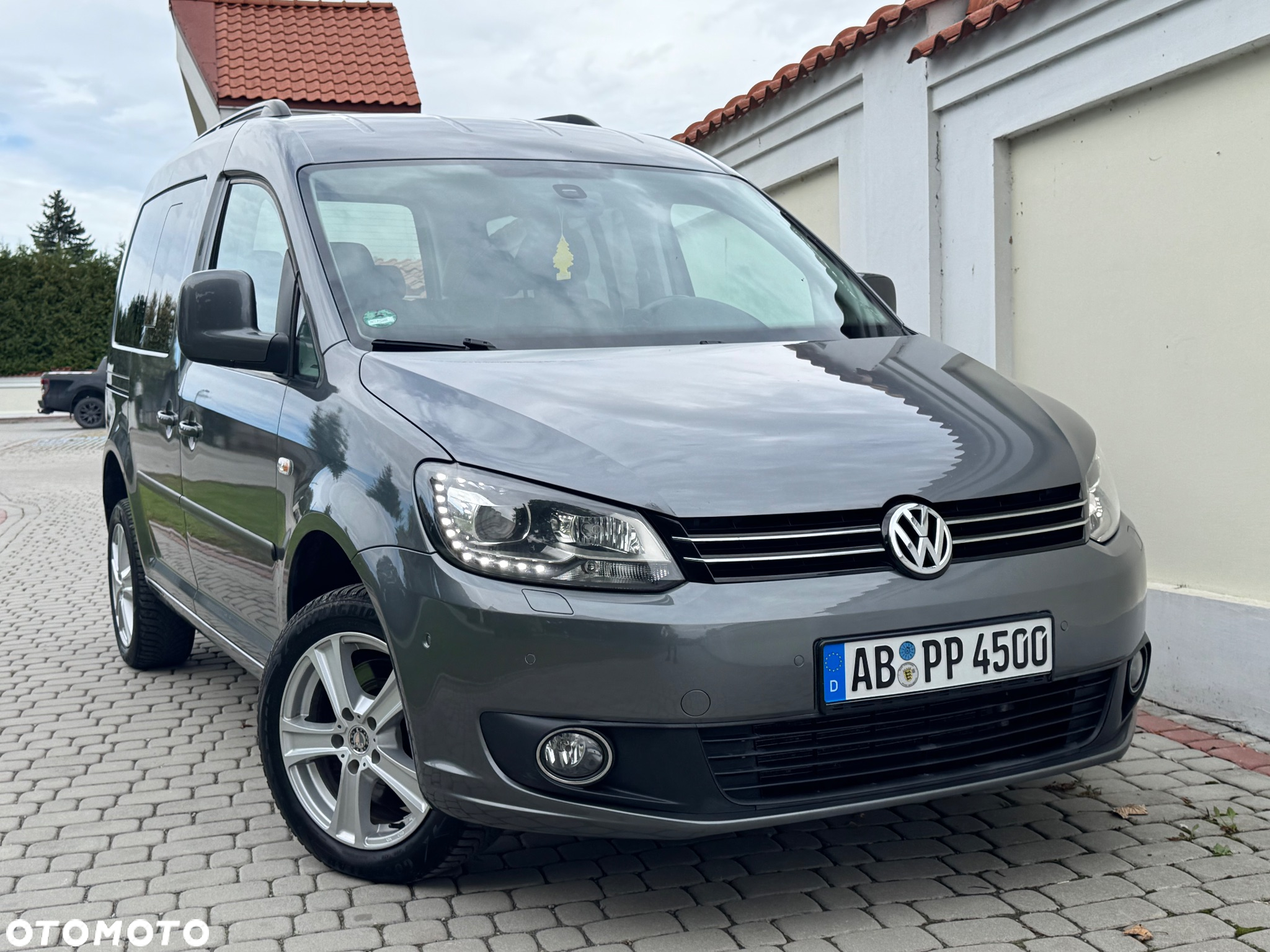 Volkswagen Caddy - 4