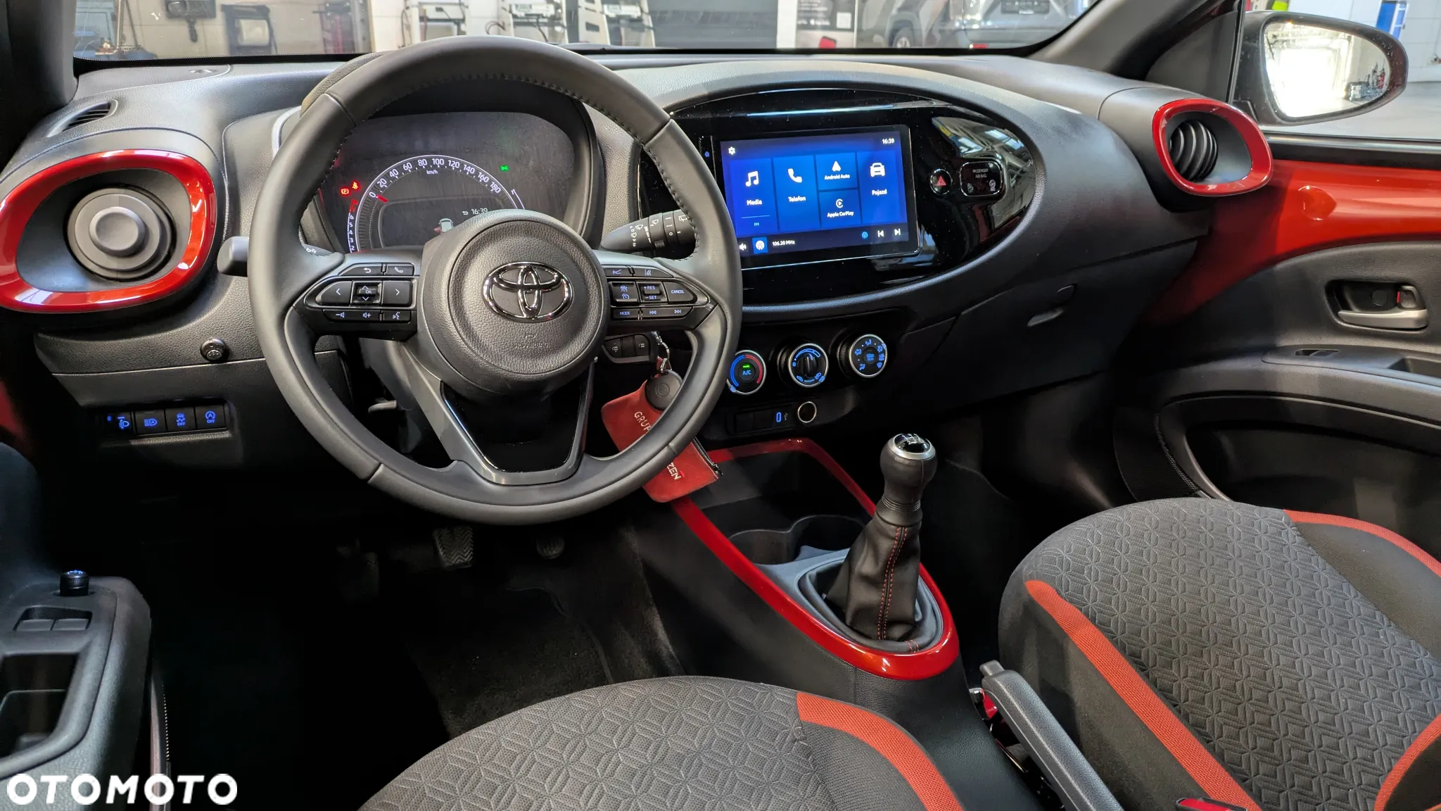 Toyota Aygo X 1.0 VVT-i Style - 13