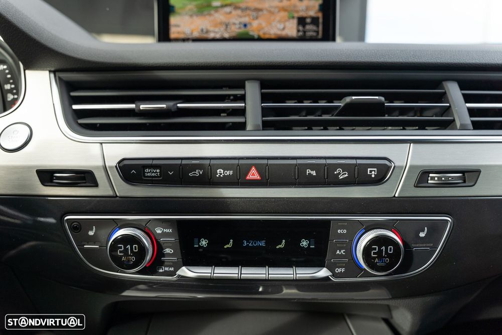 Audi Q7 3.0 TDI e-tron quattro S-line Tiptronic - 13