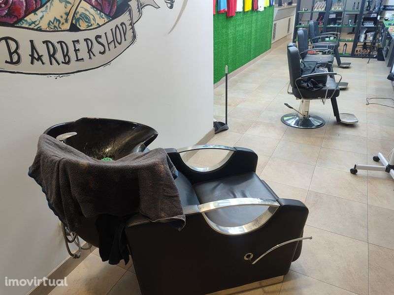 Trespasse de café e barbearia - Grande imagem: 4/12