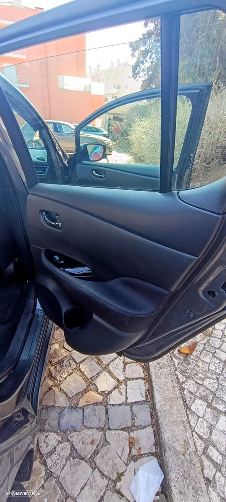 Nissan Leaf Acenta - 24