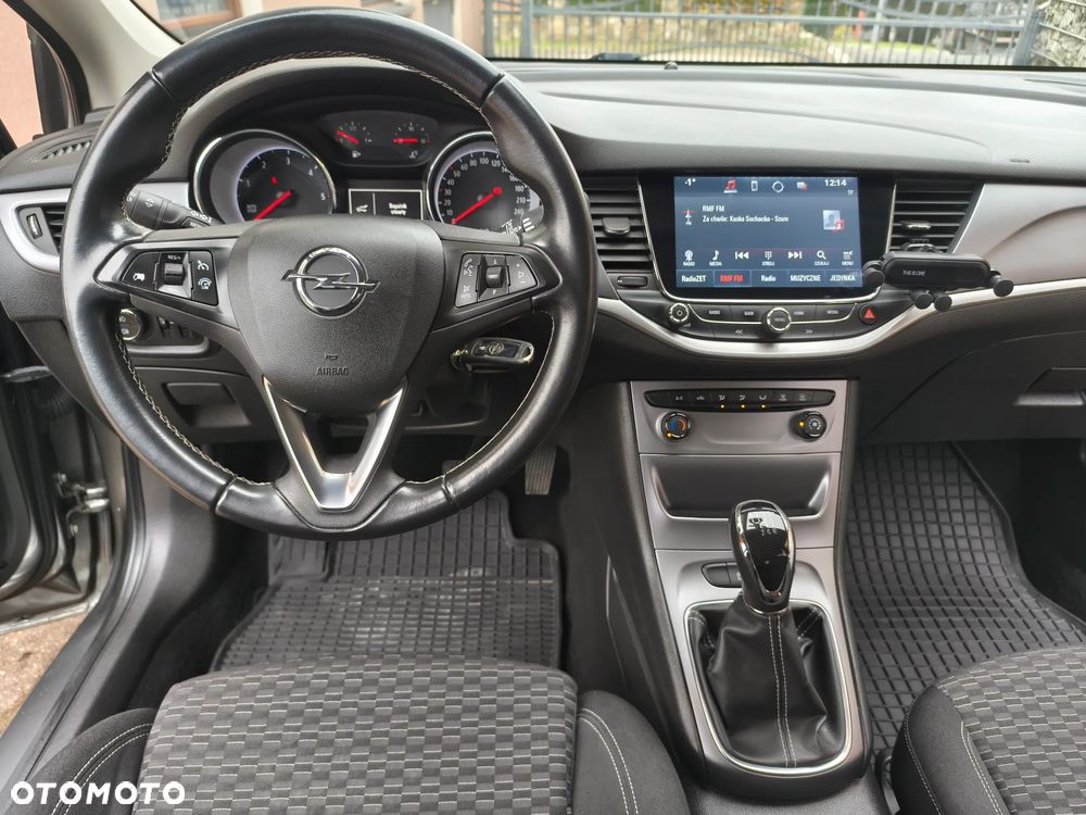 Opel Astra 1.6 CDTI Sport - 16