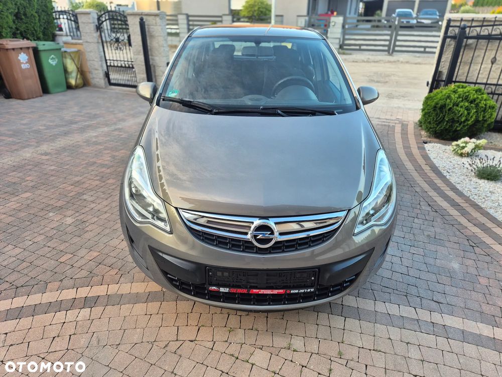 Opel Corsa 1.2 16V Essentia - 19
