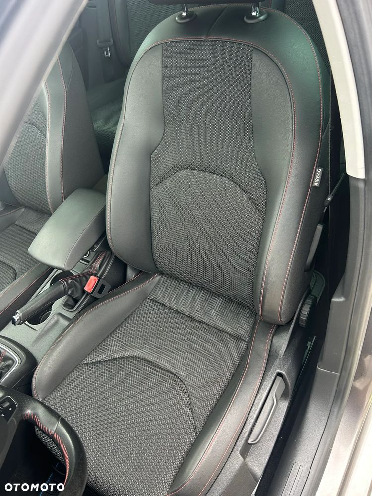 Seat Leon 2.0 TDI DPF Ecomotive FR - 36