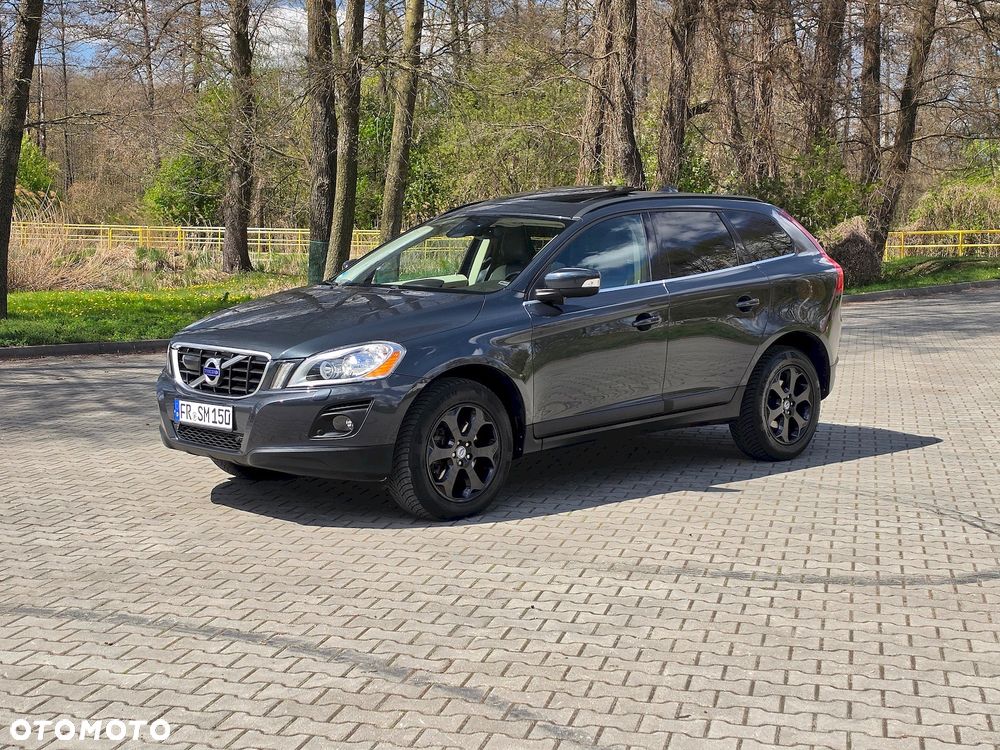 Volvo XC 60 D5 AWD Summum - 1