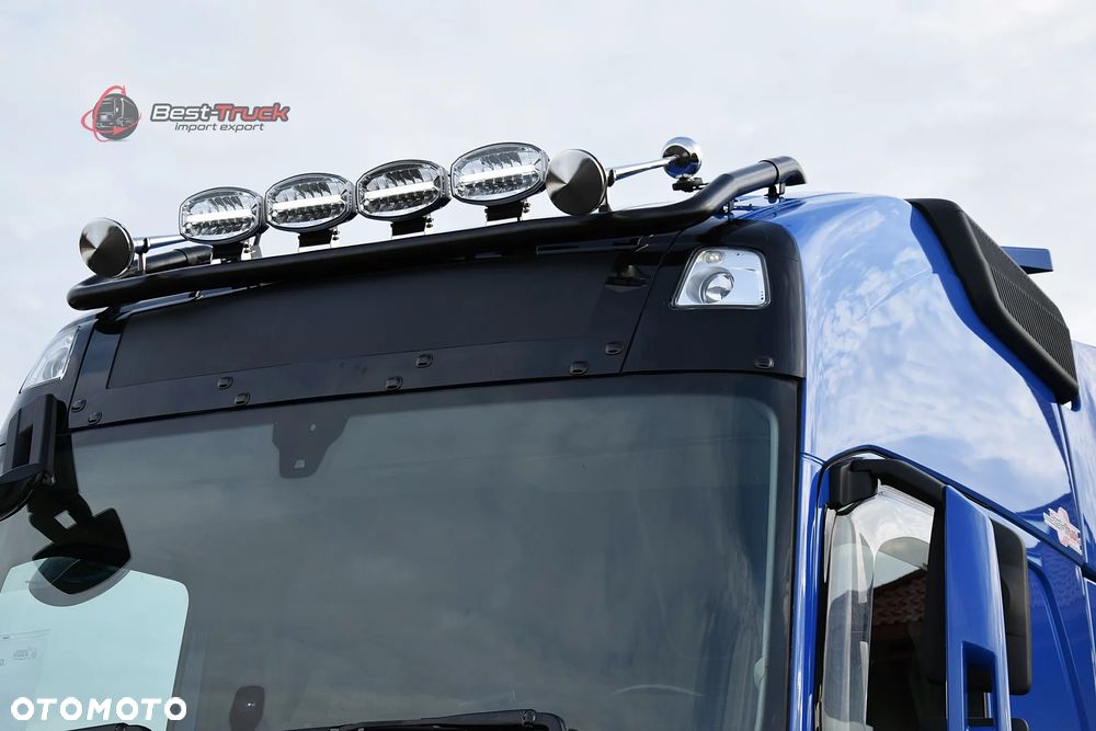 Volvo FH 460 XL  / FULL LED / ZBIORNIKI 1220 L /  PO ZŁOTYM KONTRAKCIE  / STANDARD - 41