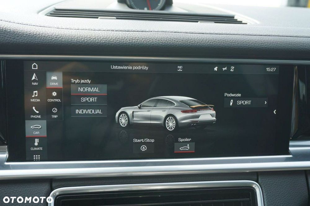Porsche Panamera 4 - 18