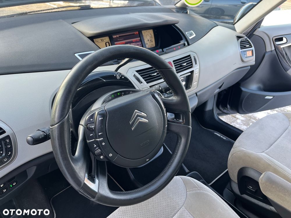 Citroën C4 Picasso - 6