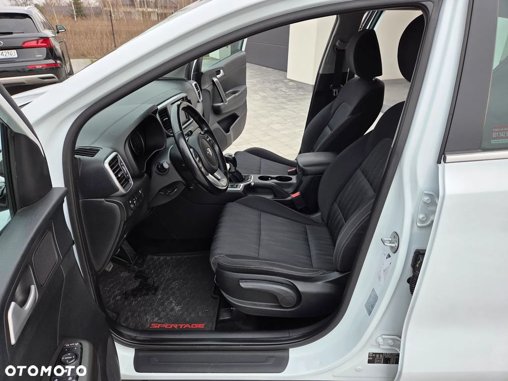 Kia Sportage - 25