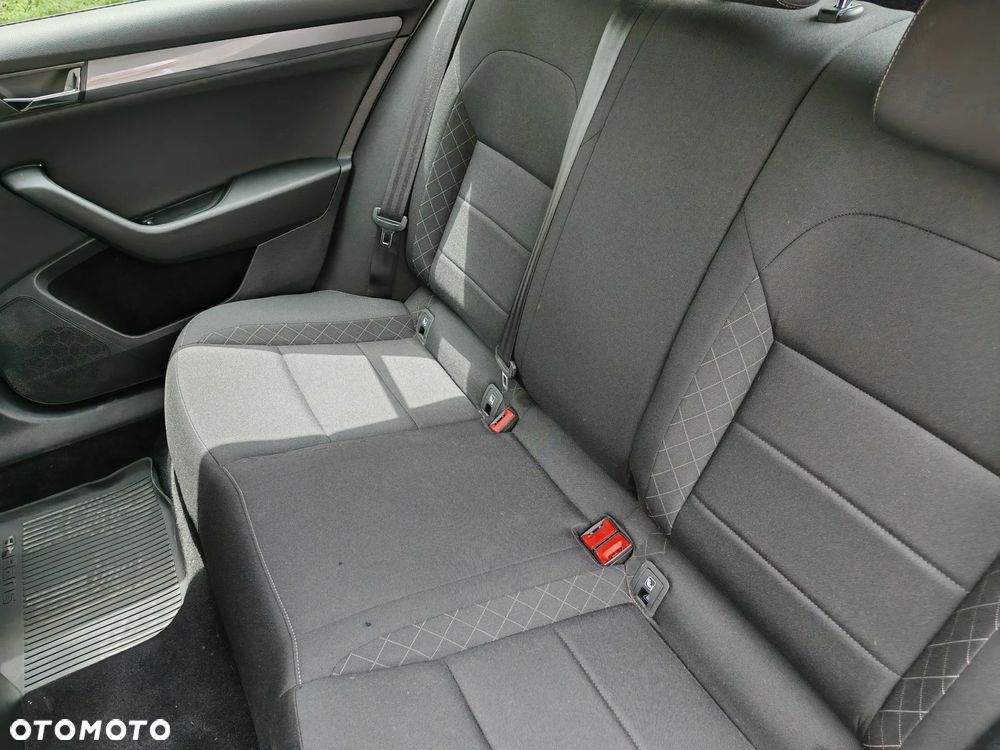 Skoda Superb 1.5 TSI ACT Active - 24