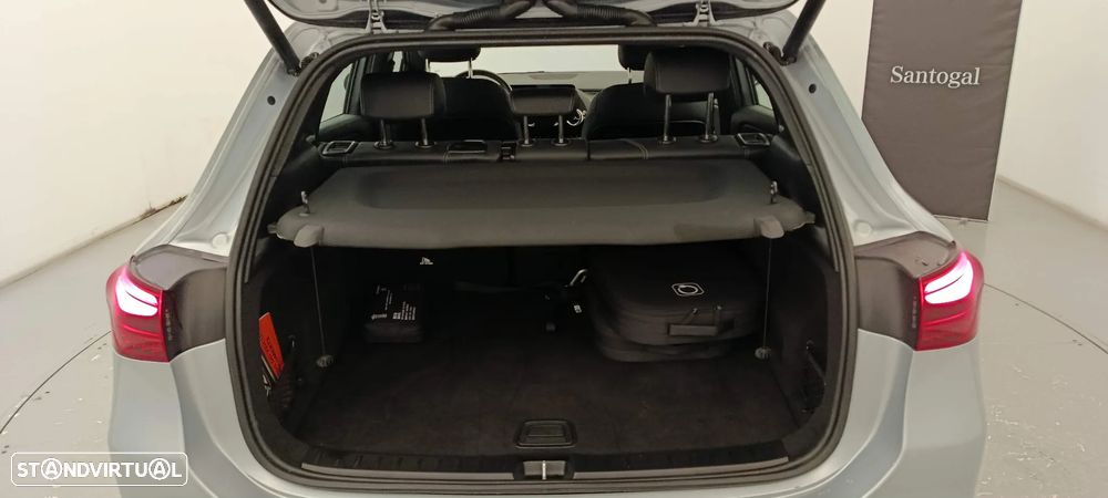 Mercedes-Benz EQA 250+ Progressive - 33