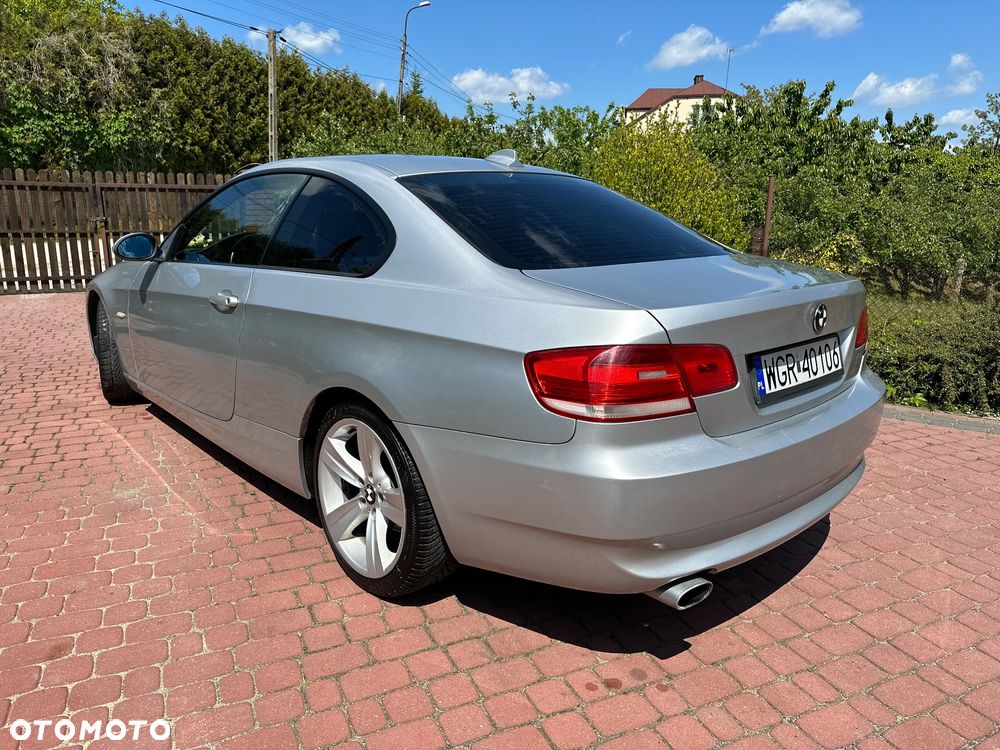 BMW Seria 3 320d - 3