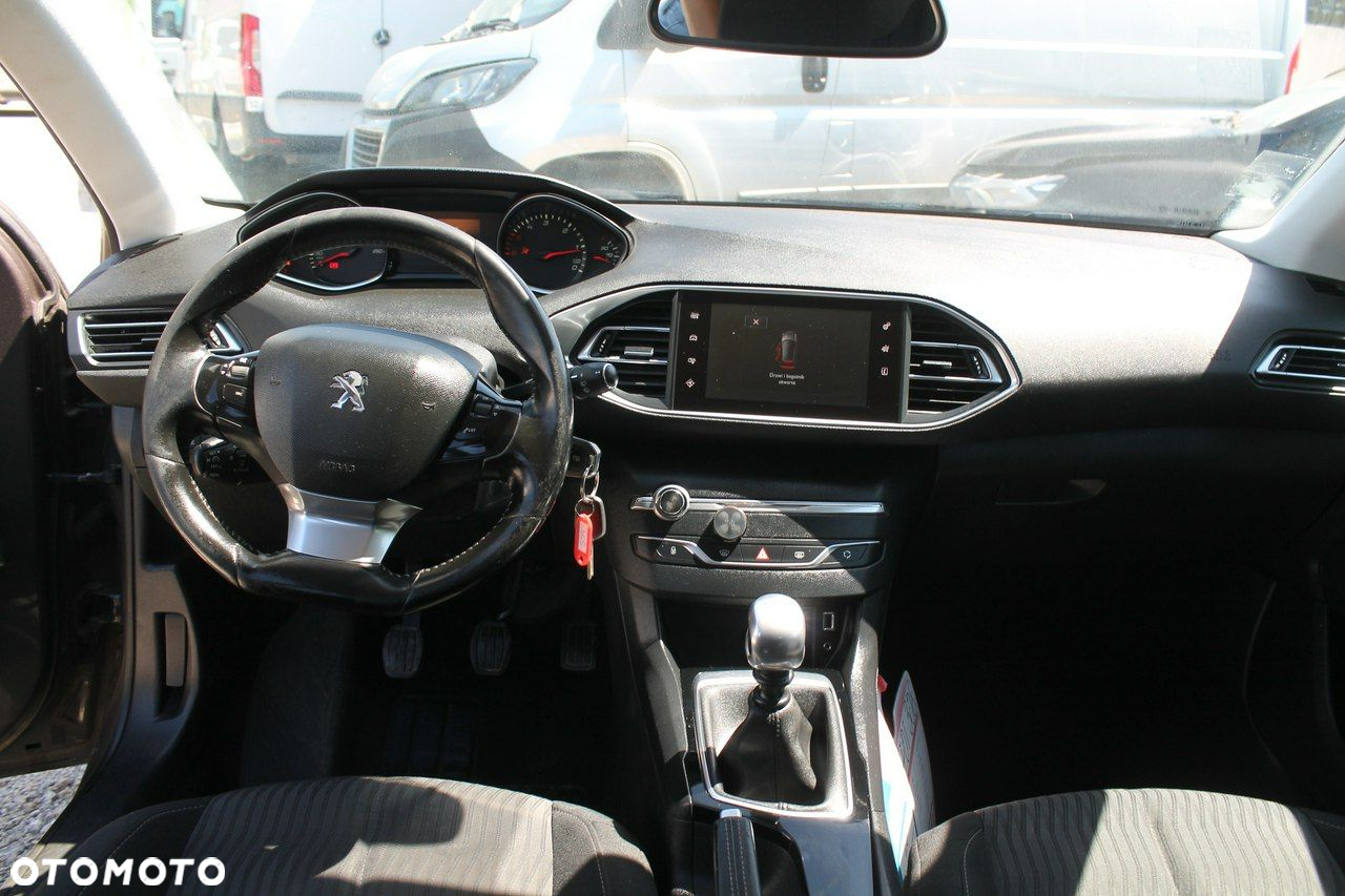 Peugeot 308 - 11