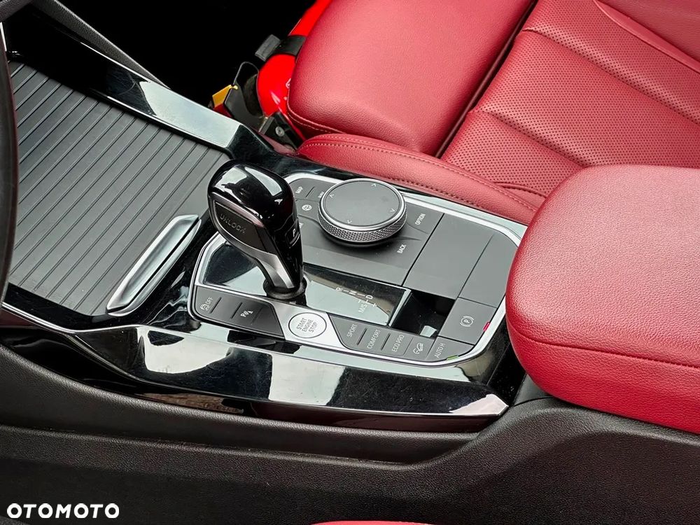 BMW X3 xDrive20i - 25