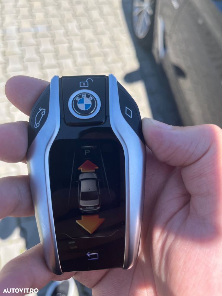BMW Seria 5 520d Aut. Sport Line - 13