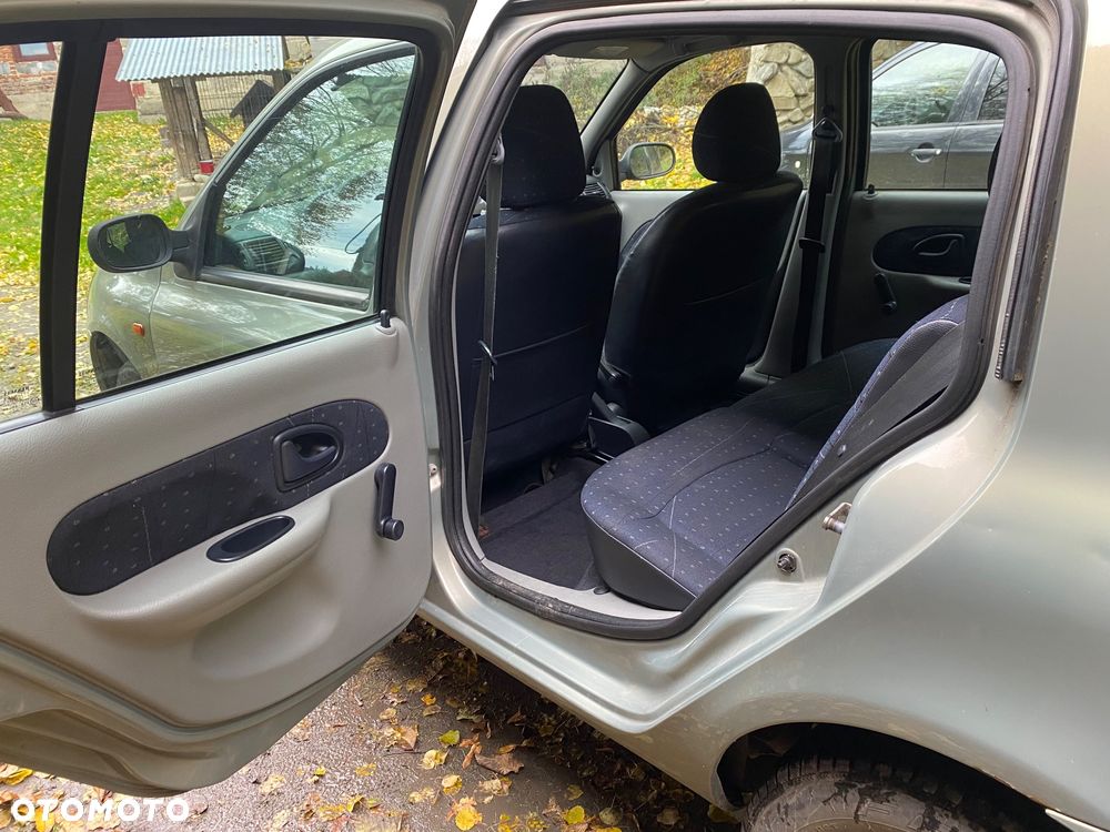 Renault Clio 1.2 16V Authentique - 13