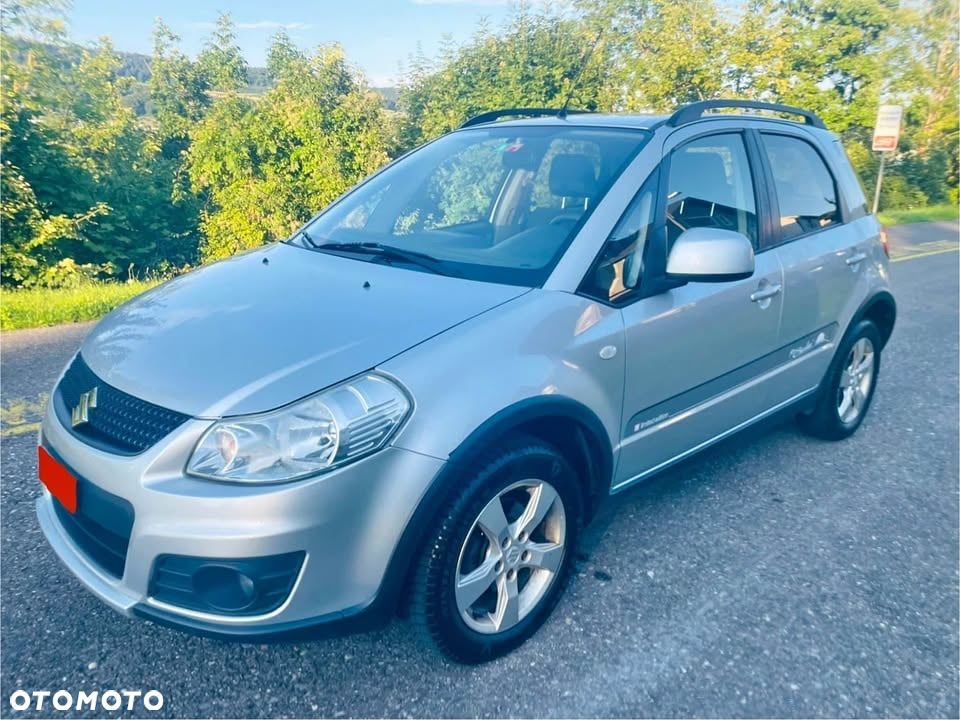 Suzuki SX4 1.6 Comfort 4WD - 1