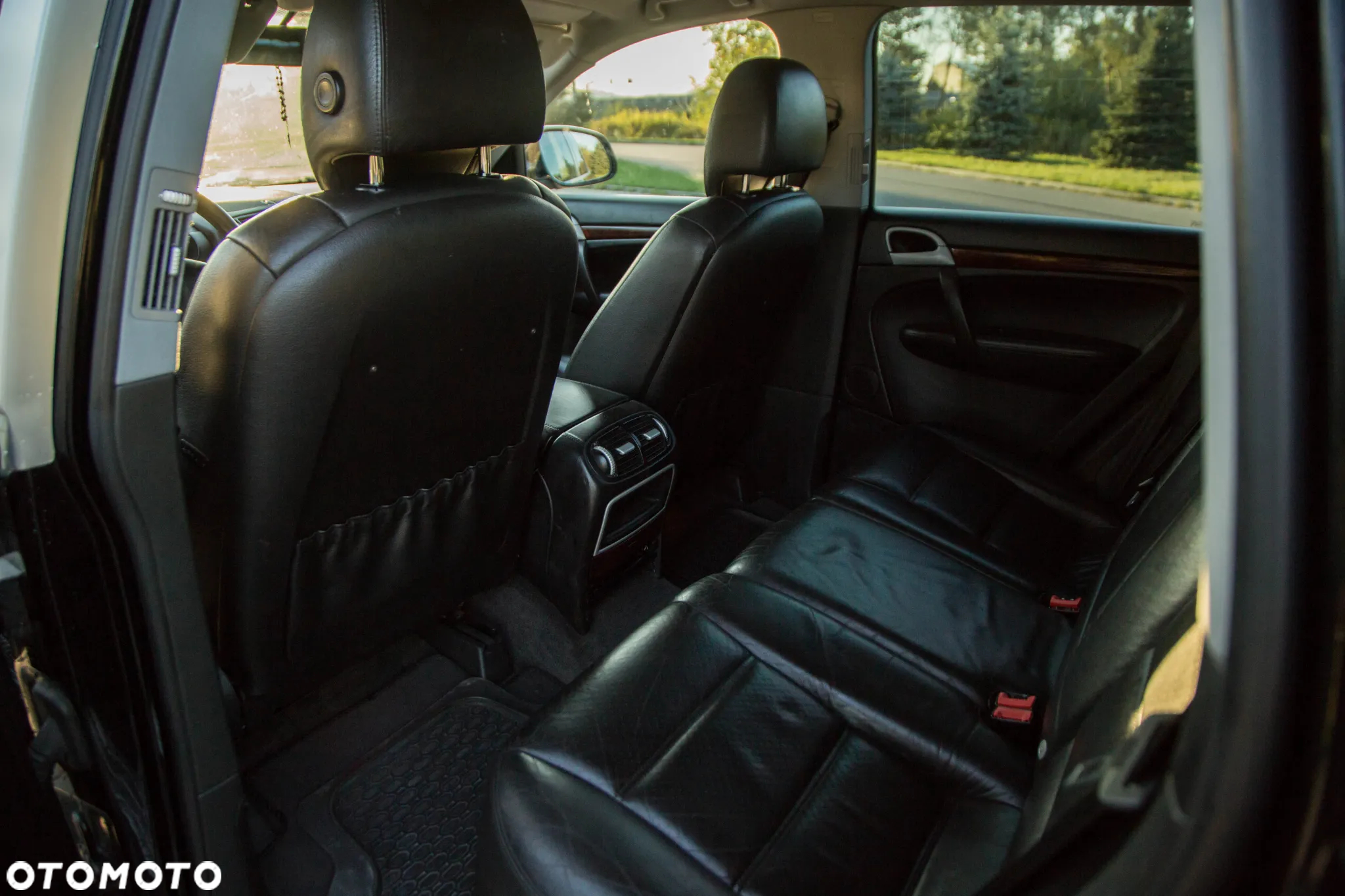 Porsche Cayenne - 21