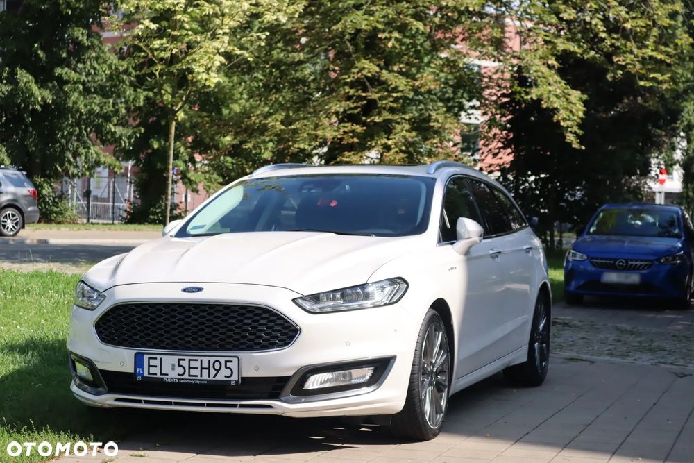 Ford Mondeo Vignale 2.0 TDCi PowerShift - 4