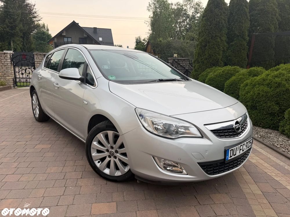 Opel Astra 1.6 Style - 9