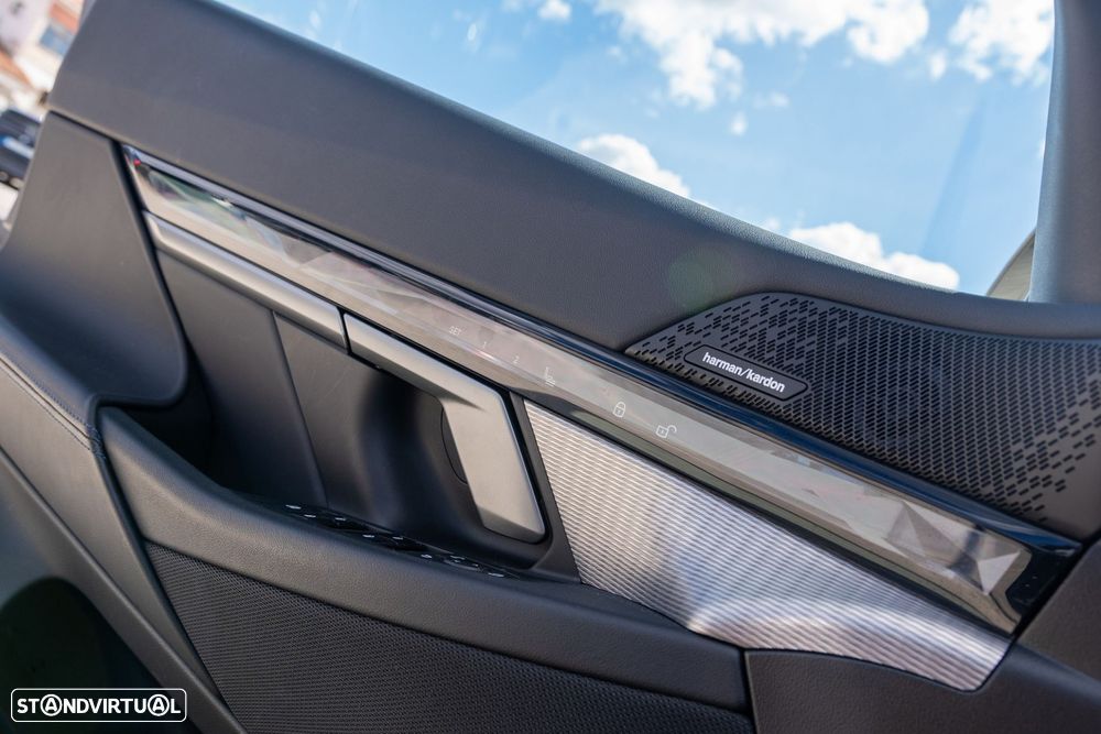 BMW i5 eDrive40 Pack Desportivo M Pro - 32