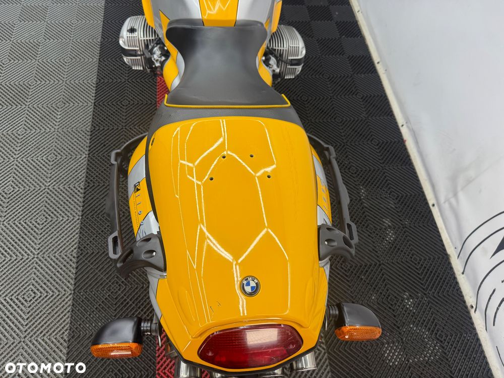 BMW S - 21