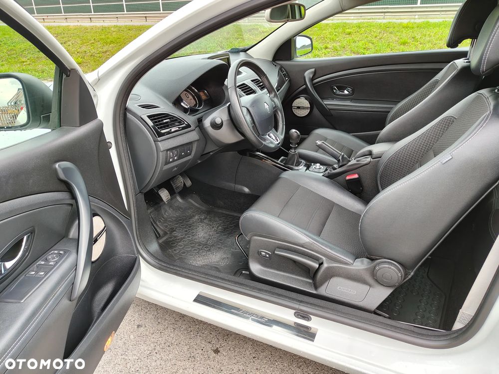 Renault Megane 1.2 16V TCe Energy Bose EU6 - 10