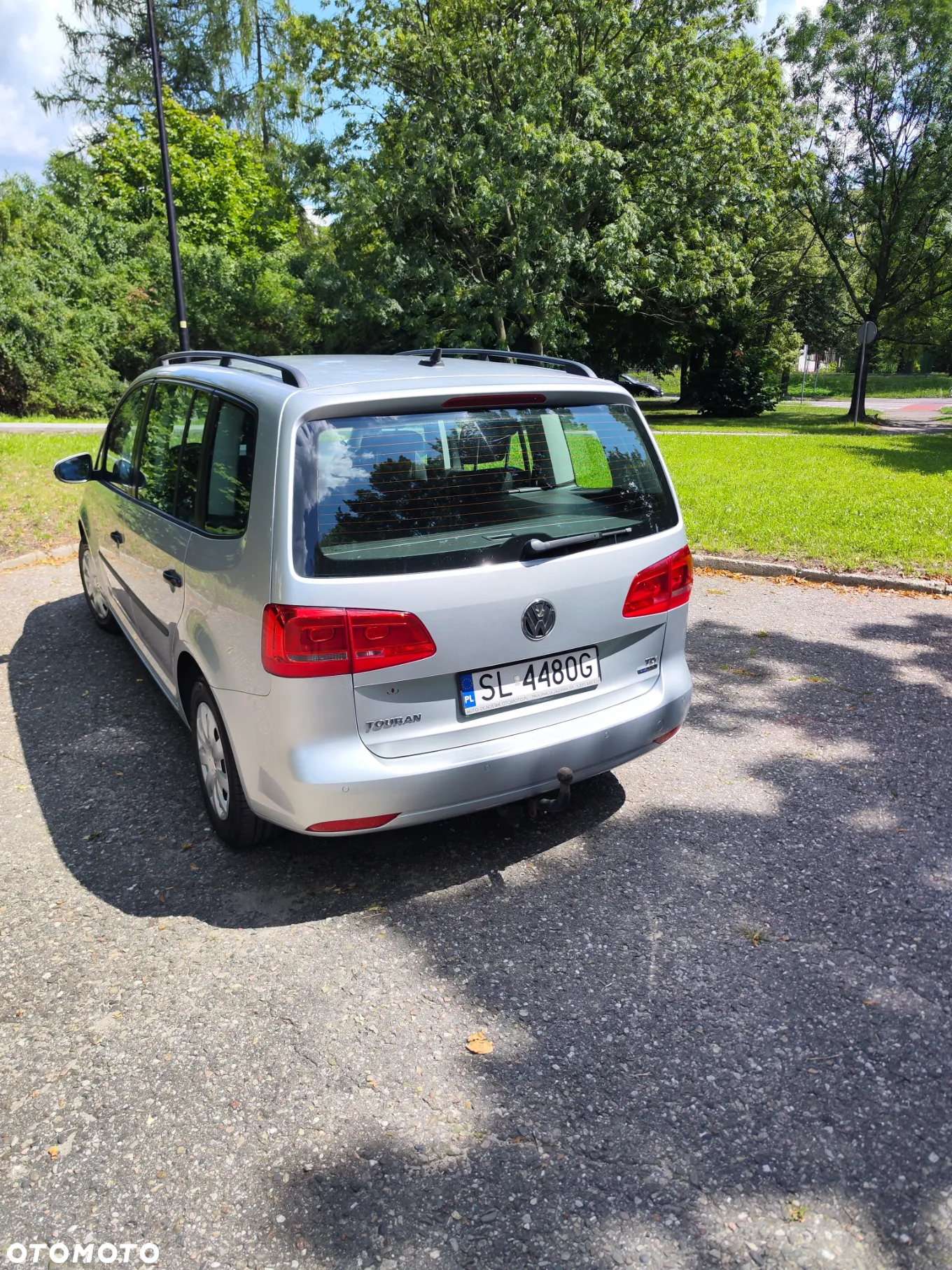 Volkswagen Touran - 4