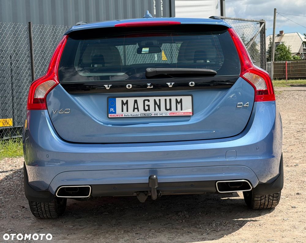 Volvo V60 D4 Drive-E Momentum - 31