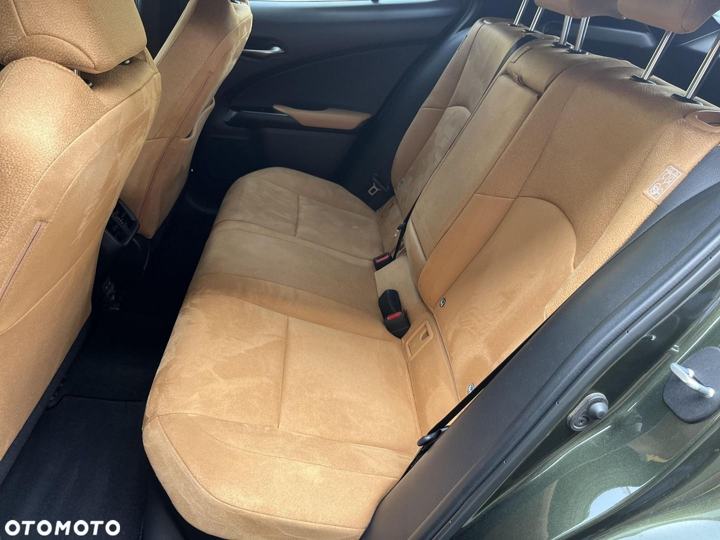 Lexus UX - 19