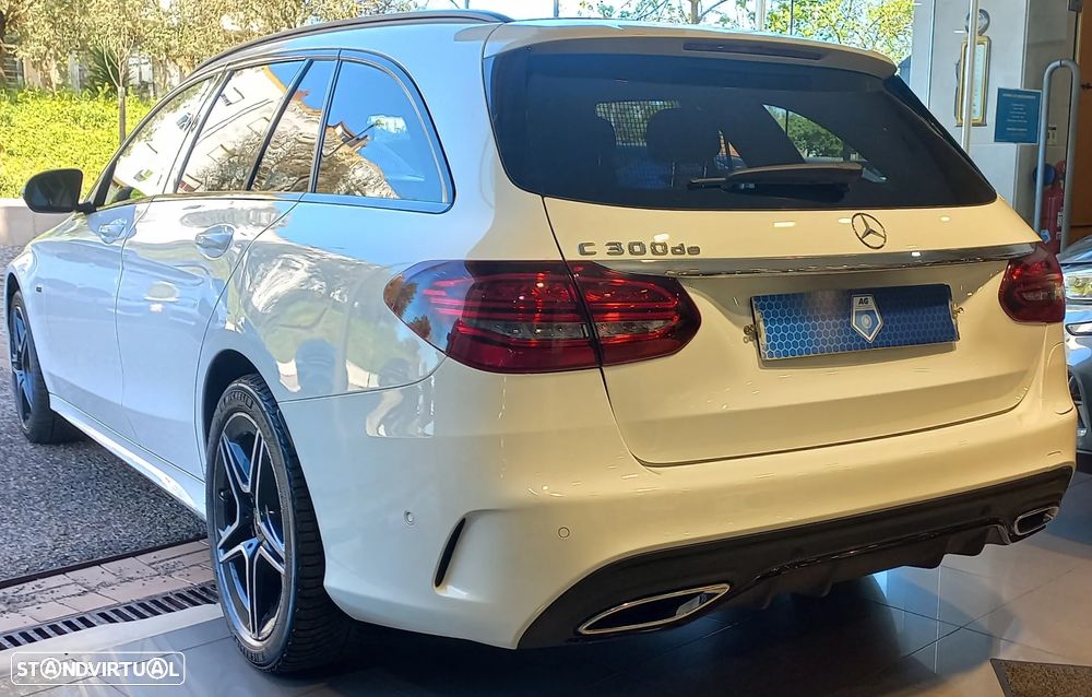 Mercedes-Benz C 300 de T 9G-TRONIC AMG Line - 4