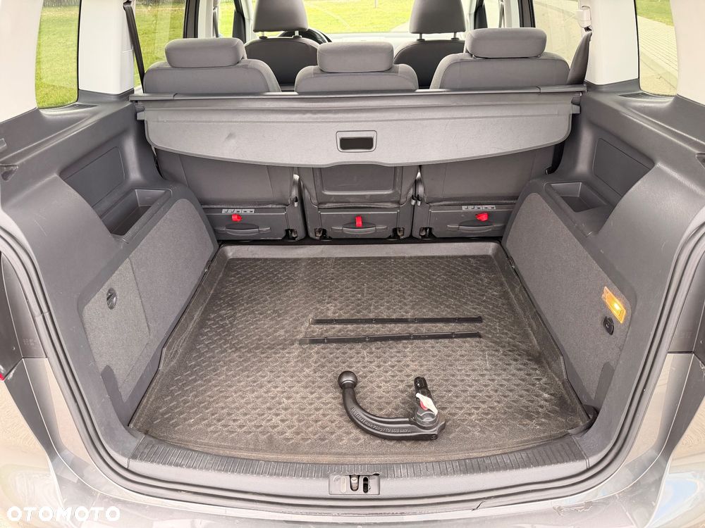 Volkswagen Touran 2.0 TDI DPF DSG Trendline - 25