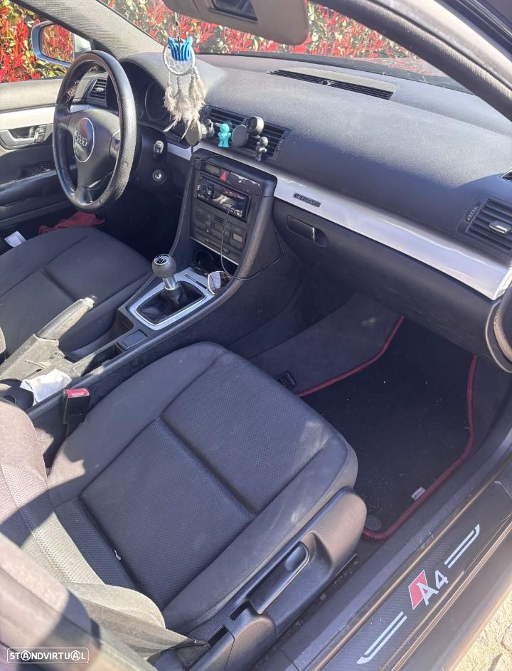 Audi A4 Avant 2.5 TDI quattro - 3