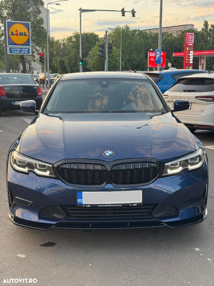 BMW Seria 3 320i AT - 7