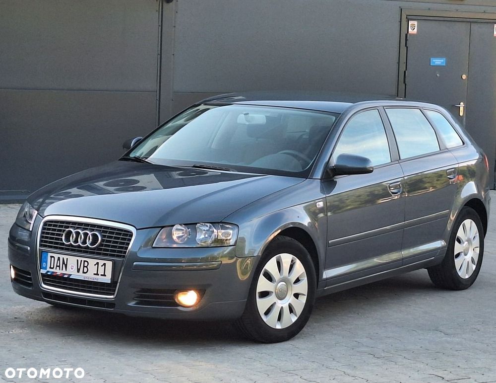 Audi A3 Sportback - 3