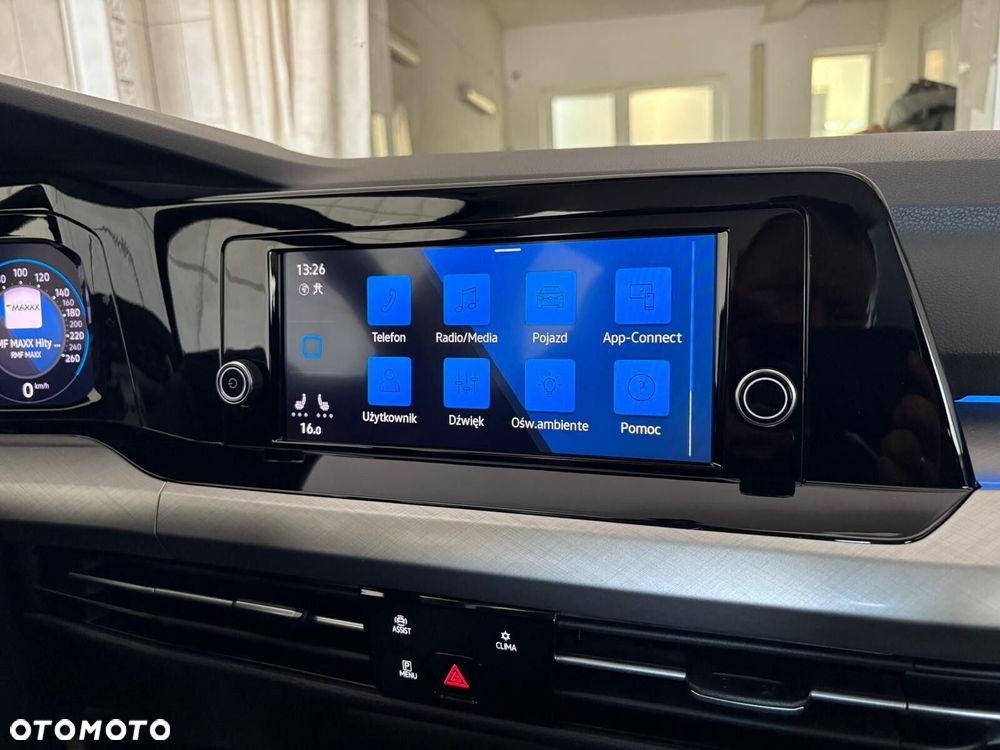 Volkswagen Golf - 21